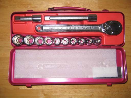 Juego de llaves y dados (40 piezas)